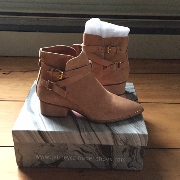 Cute suede ankle boot - as NEW - Picture 2 of 5